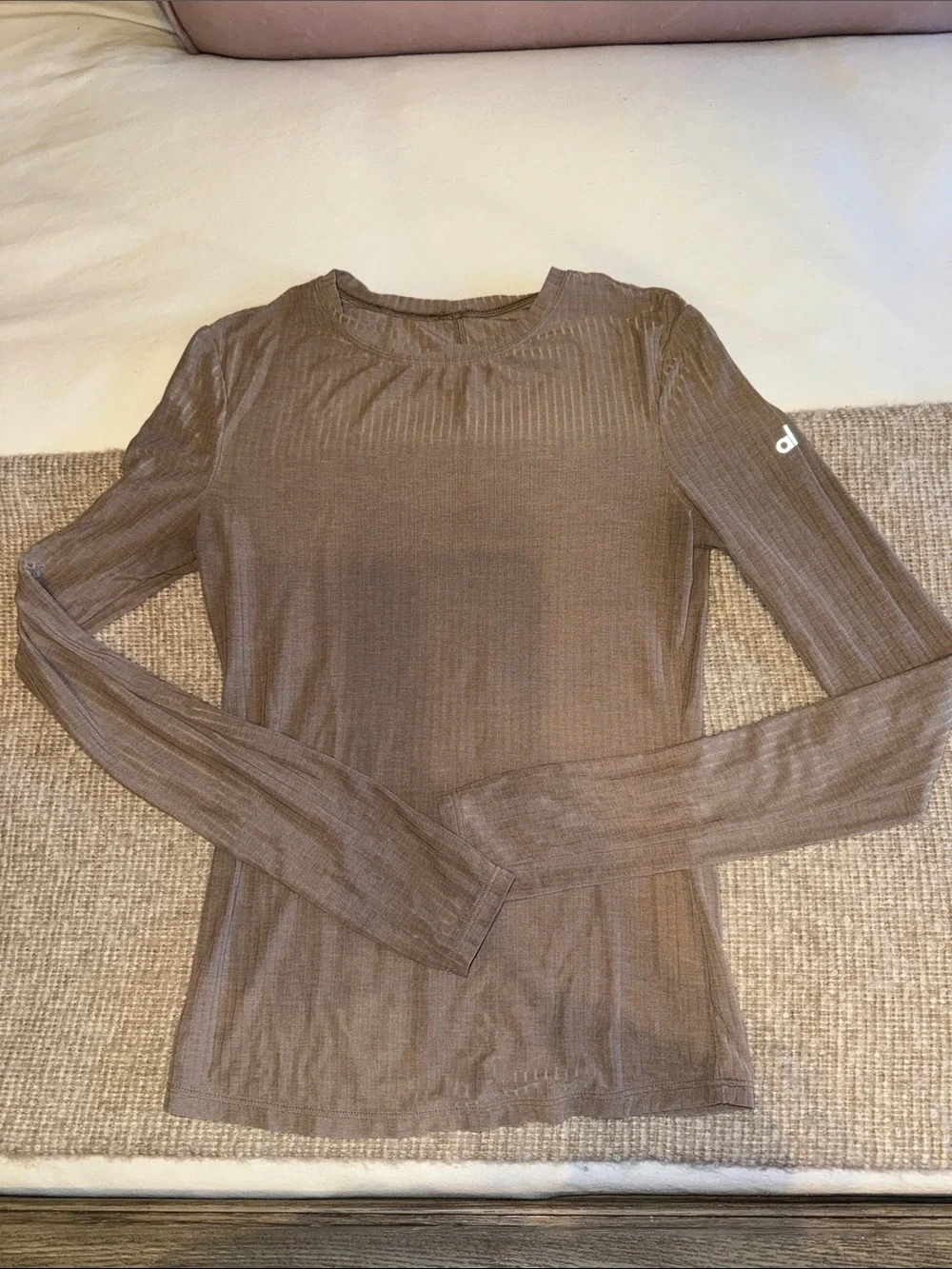 ALO Yoga Ribbed Long Sleeve Crew Top - Taupe Brown